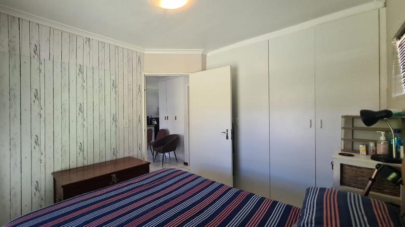 To Let 1 Bedroom Property for Rent in Strand Central Western Cape